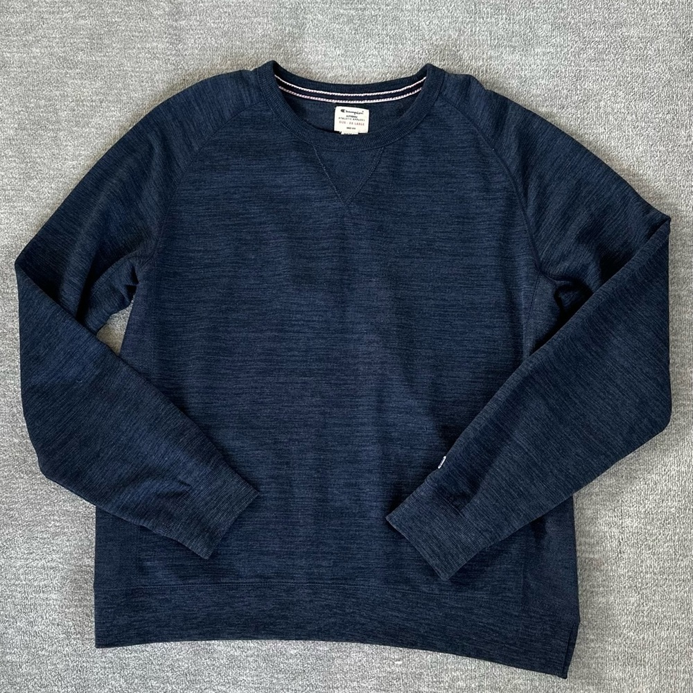 Champion NWT Heathered Navy Crewneck Pullover